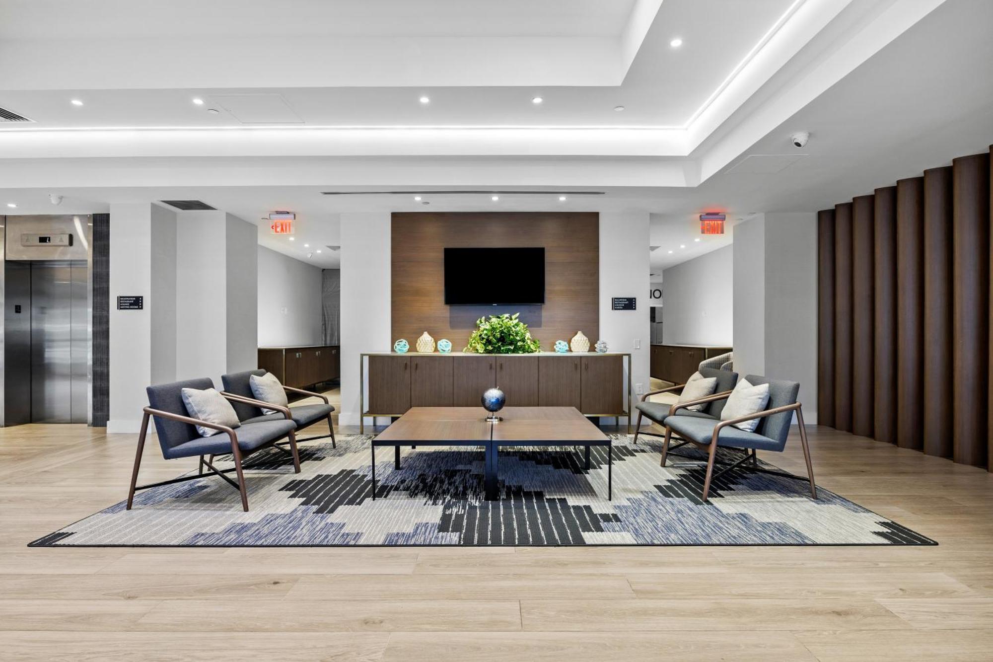 Hotel Doubletree By Hilton New York Jfk Airport Exterior foto