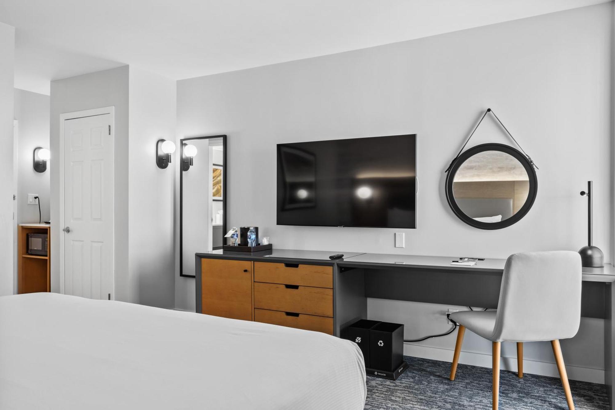 Hotel Doubletree By Hilton New York Jfk Airport Exterior foto