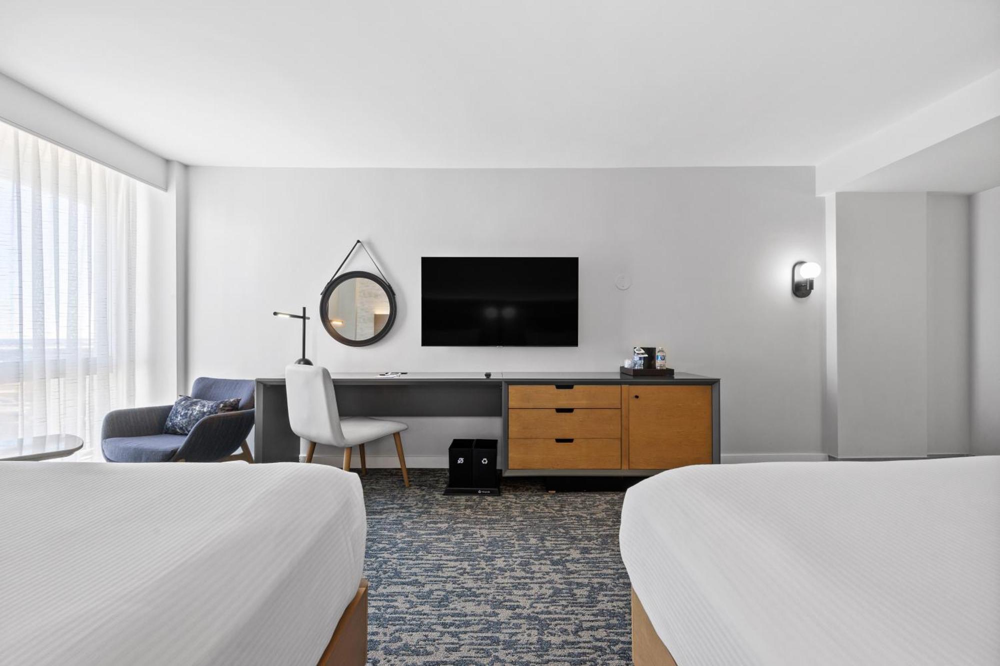 Hotel Doubletree By Hilton New York Jfk Airport Exterior foto