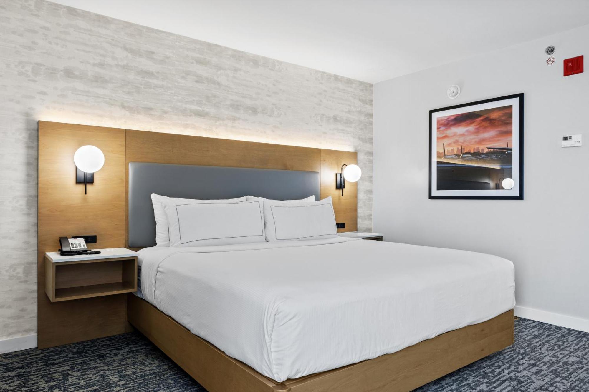 Hotel Doubletree By Hilton New York Jfk Airport Exterior foto